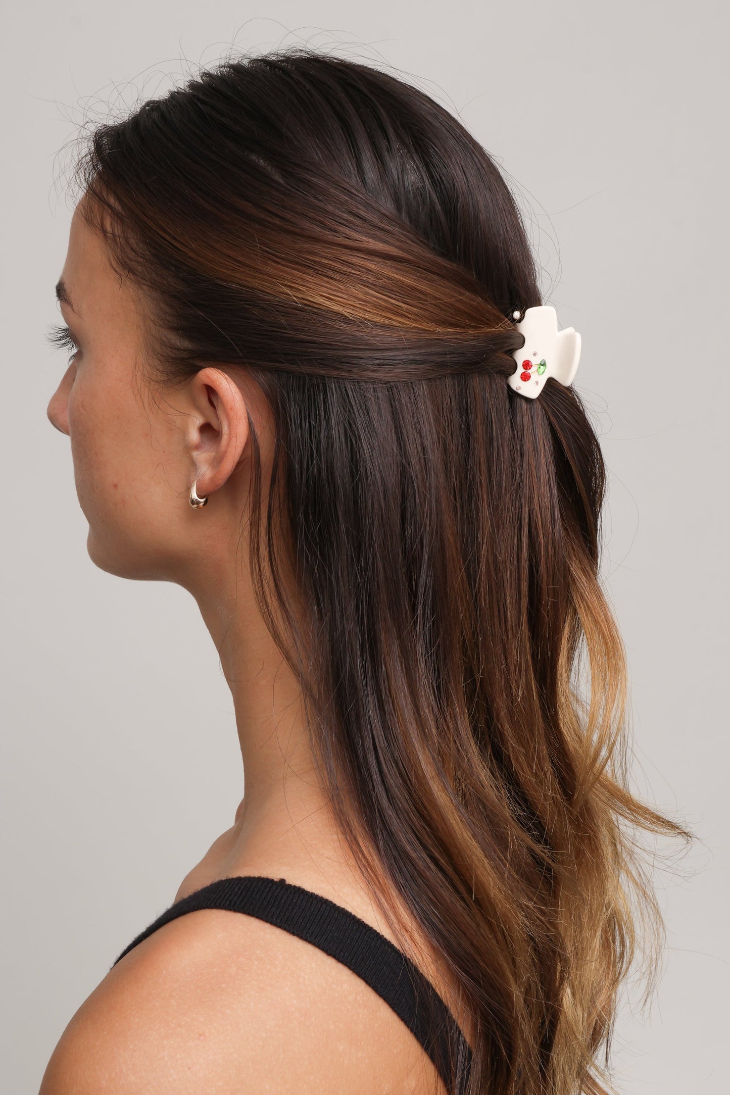 Cheryl Mini Cherry Clip