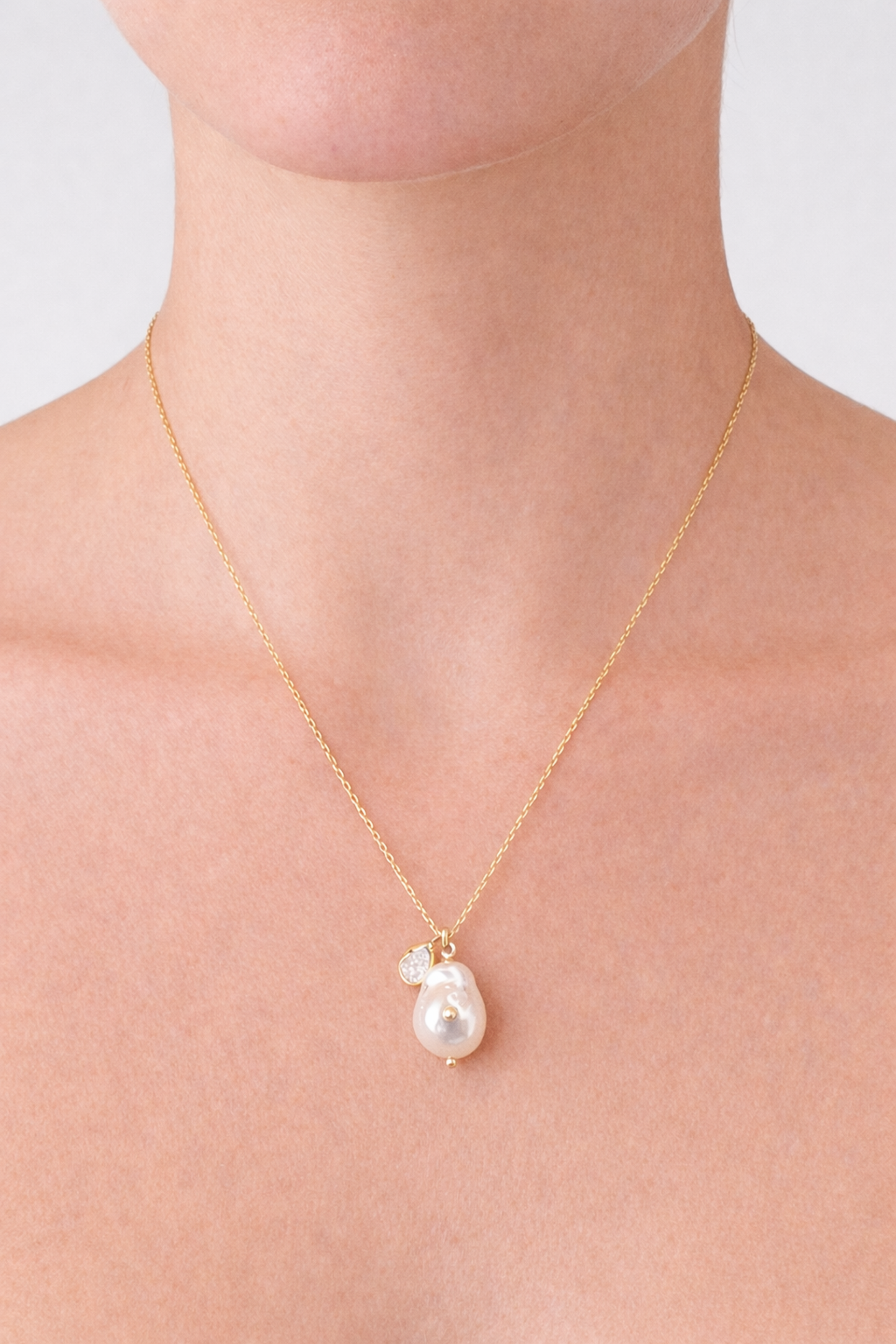 Ross Pearl And Bezel Necklace