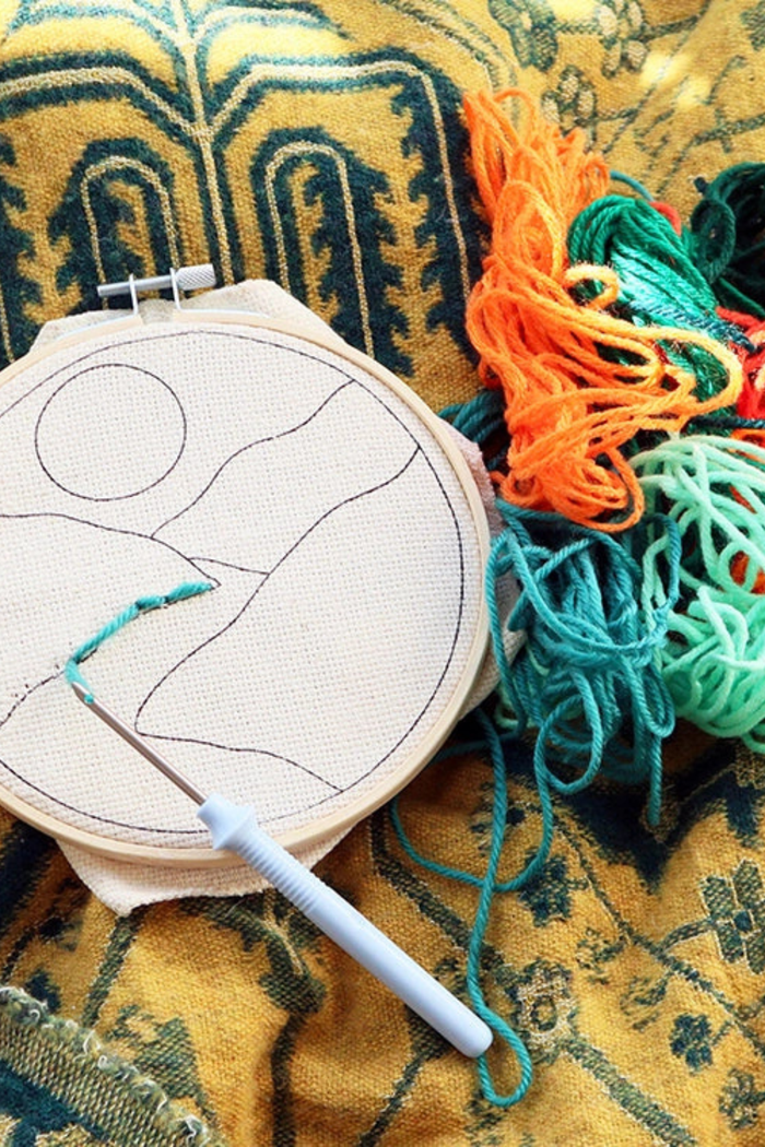 Kikkerland-Punch-Needle-Kit-Landscape