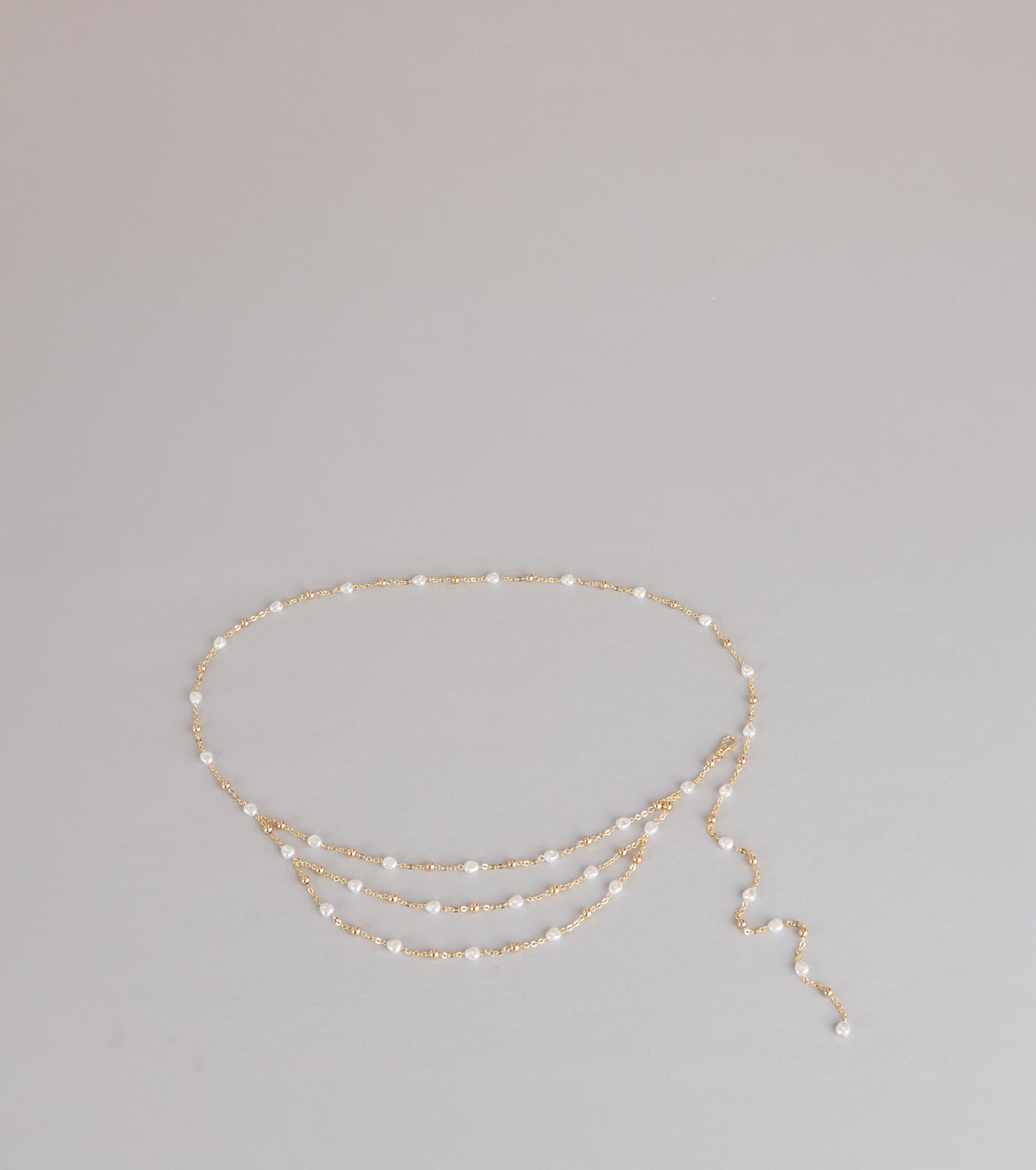 Delicate Glow Pearl Chain Belt
