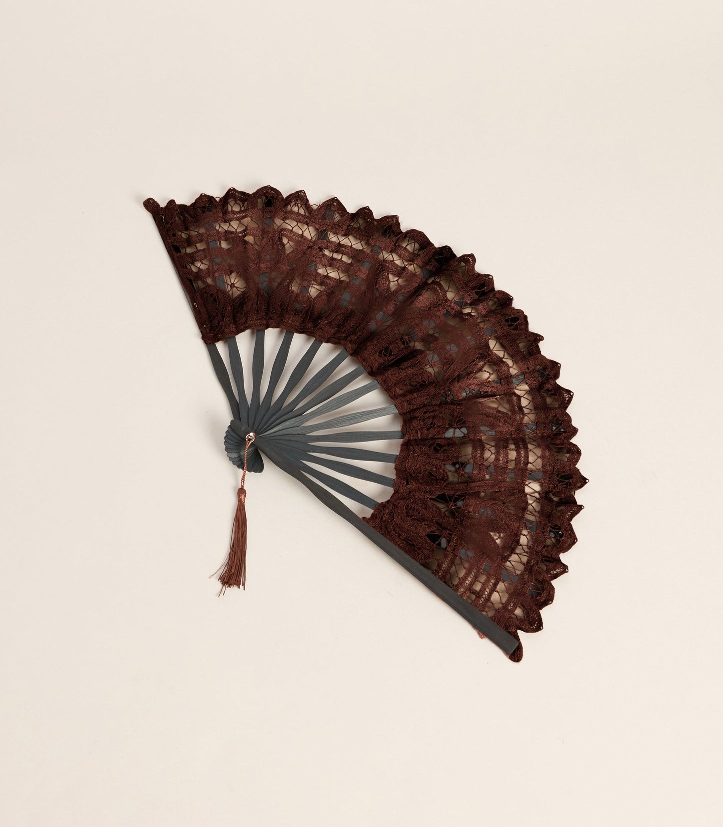 Drama Queen Lace Hand Fan