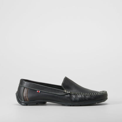 Mocasín de piel negro MR. HANSEN