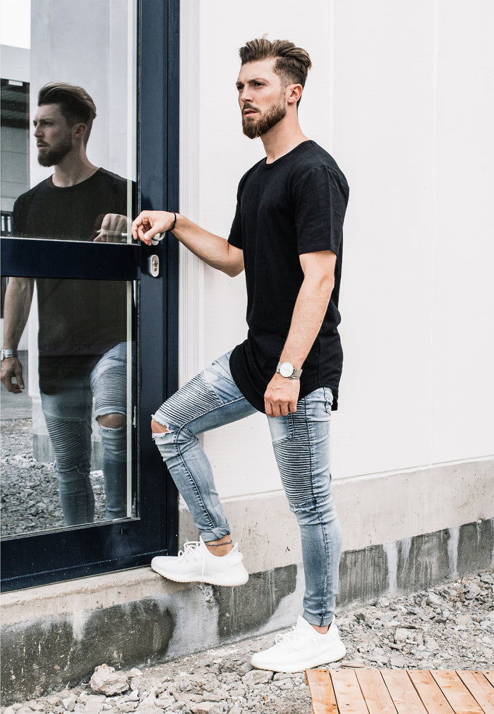 Blackskies-Basic-Longline-Round-T-Shirt-Black-Side-Model