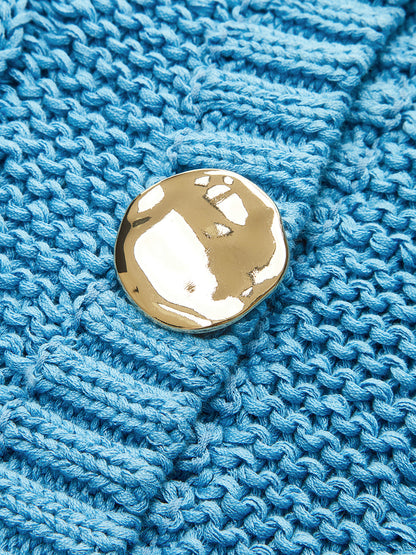 Cable-Knit Sleeveless Buttoned Vest