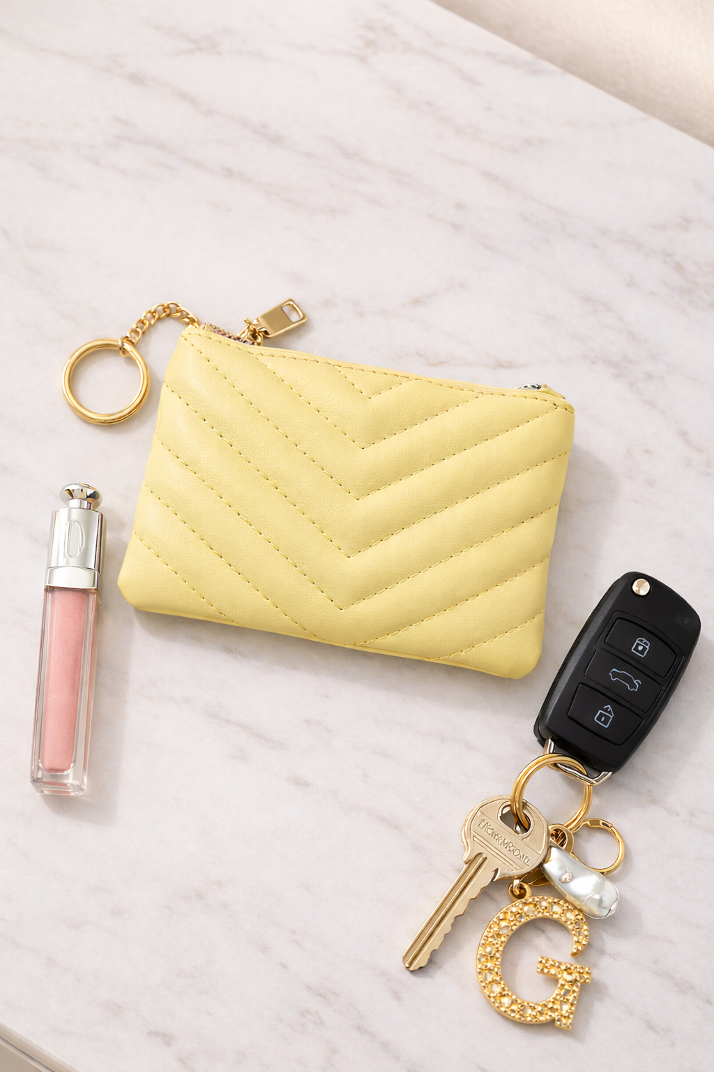 Card Holder With Ring