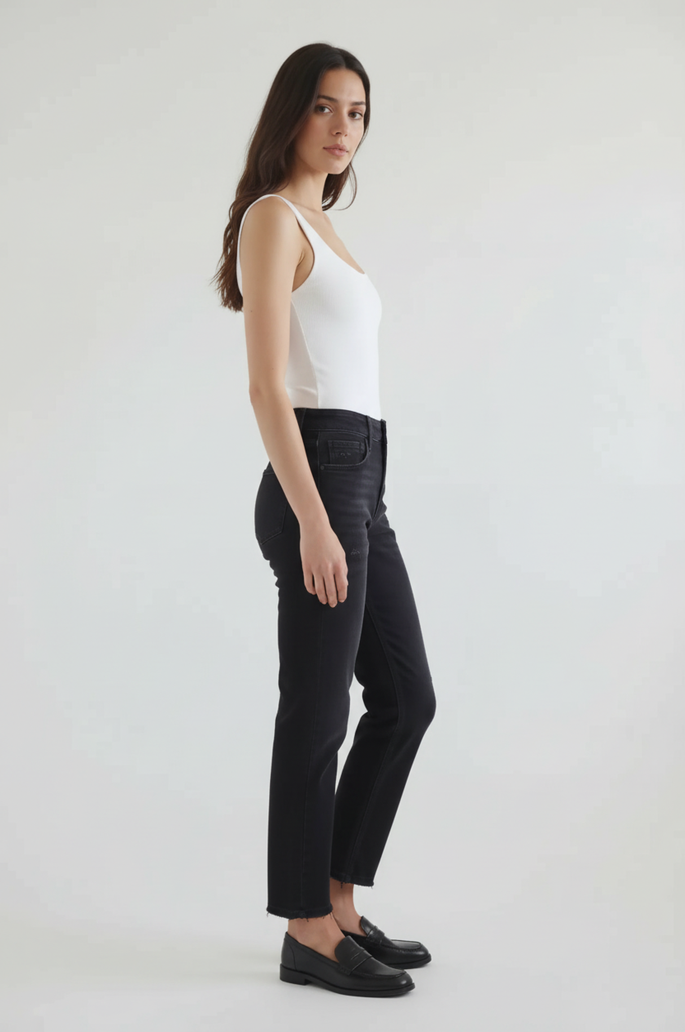 Mid Rise Ankle Straight
