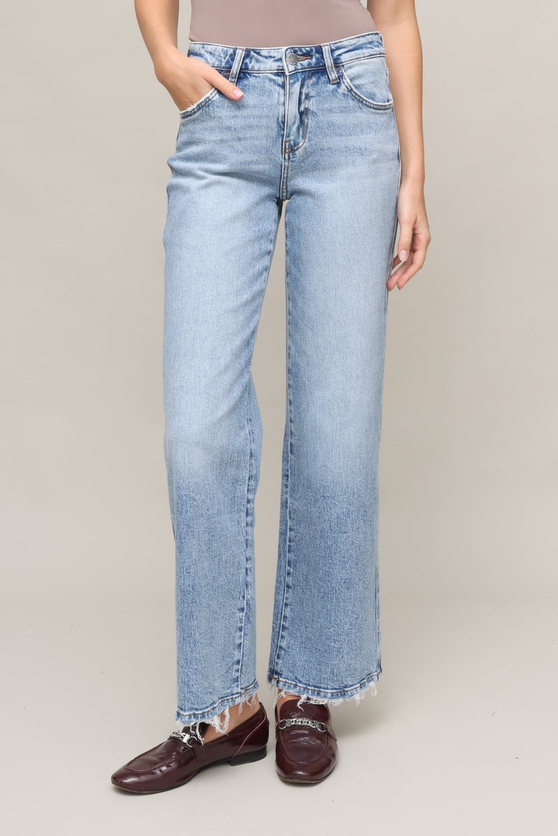 Mid Rise Slim Wide Leg
