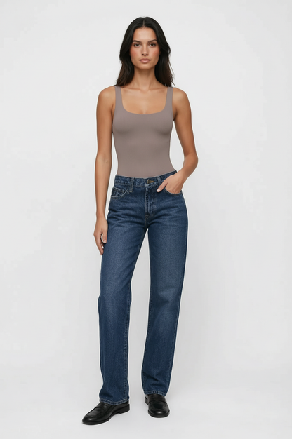 Relaxed Waist Straight Leg