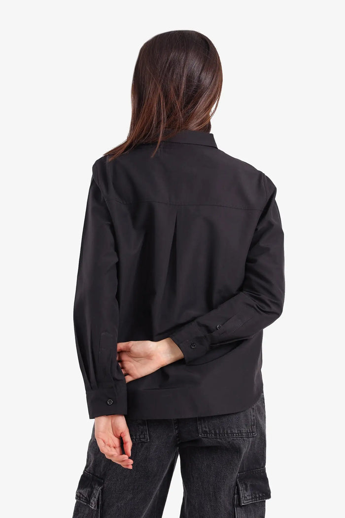 Classic Asymmetric Hem Shirt