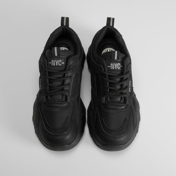 Deportiva plataforma chunky negra NYC