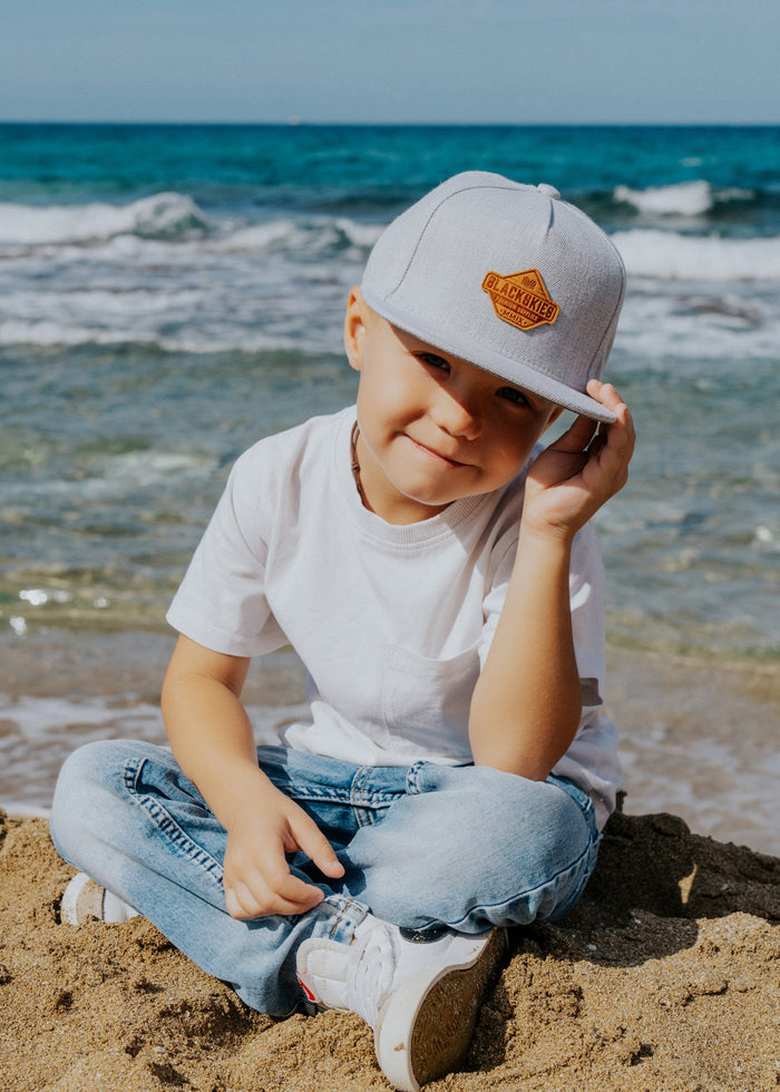 Blackskies-Essentials-Snapback-Cap-Kids-Grey-Grey-Darkgrey-Model-4