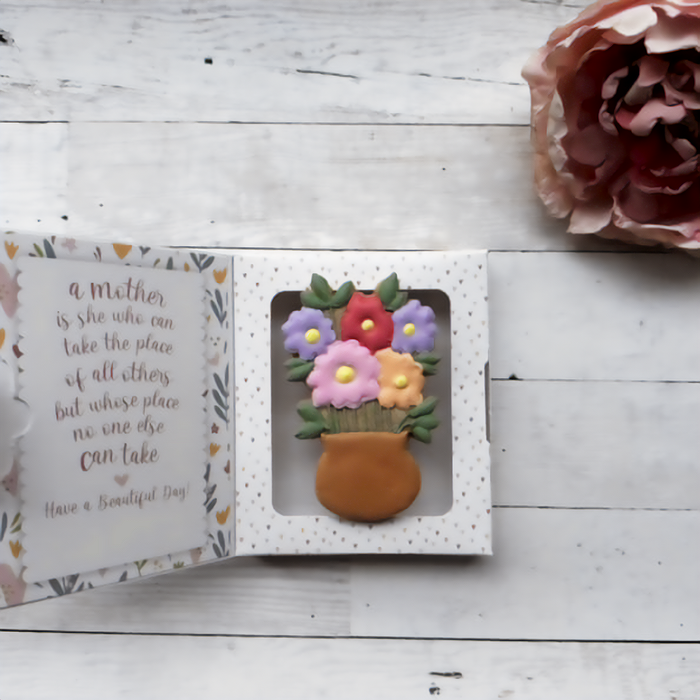 Flowers in Vase Cookie Cutter