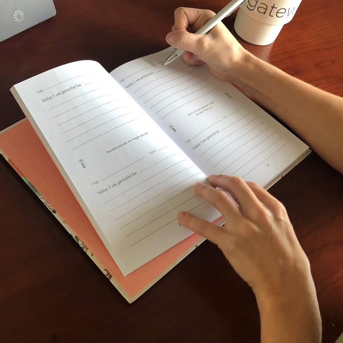 Jesus Calling Practicing Thankfulness Study Guide + Commemorative Edition + Gratitude Journal (Premium Bundle)