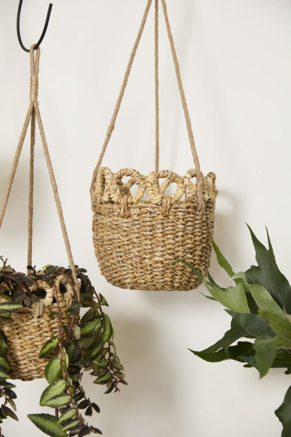 Accent-Decor-Verse-Hanging-Basket